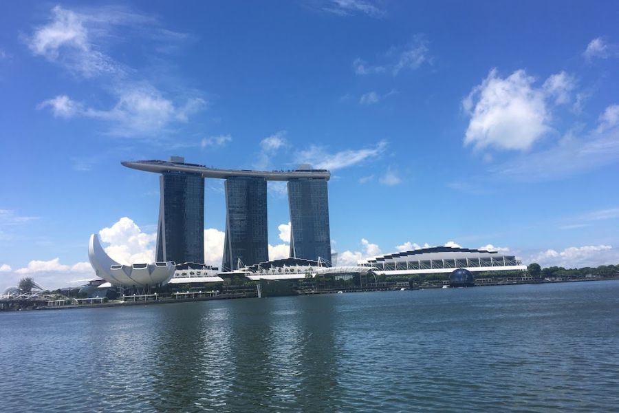 a large and very unique hotel in Singapore on the waterfront.