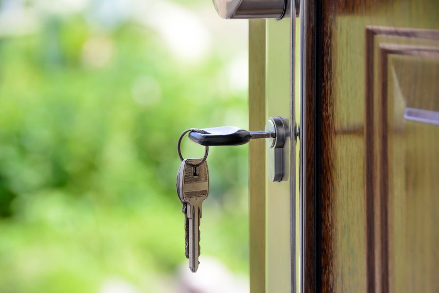 front door and keys